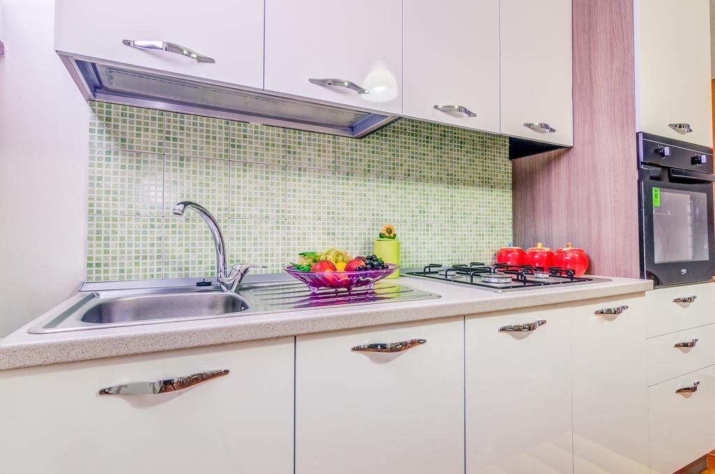 קאסטלמארה דל גולפו Villa Aurelia מראה חיצוני תמונה